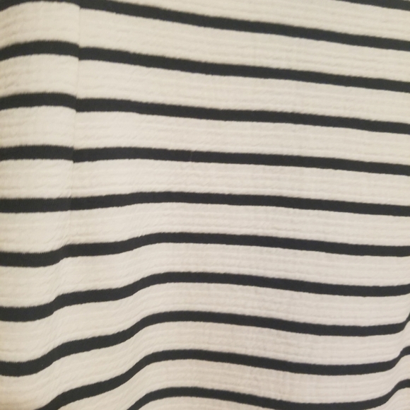 Beautiful Dress - Picture 7 of 8